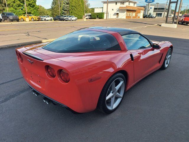 Used 2013 Chevrolet Corvette Coupe RWD image 3