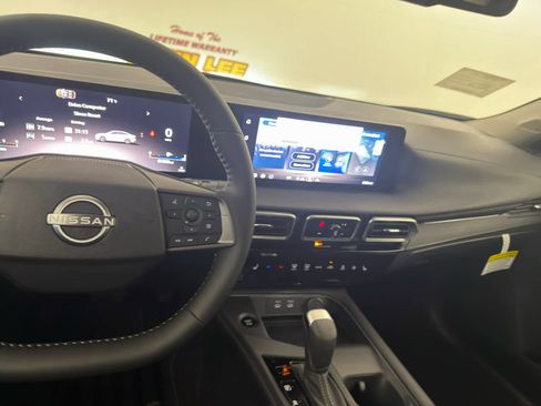 New 2026 Nissan Sentra SV w/ SV Convenience Package image 18