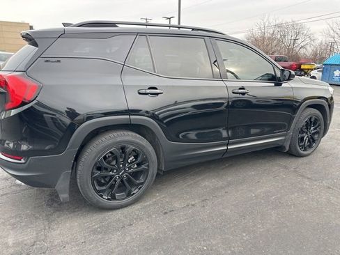 Used 2020 GMC Terrain SLE w/ Driver Convenience Package image 6