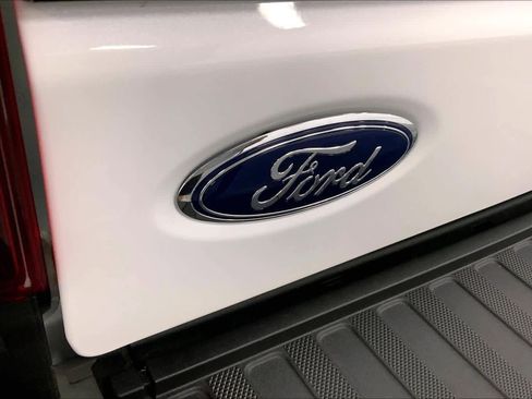 New 2026 Ford F350 Platinum w/ FX4 Off-Road Package image 12