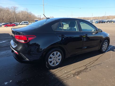 Used 2022 Kia Rio LX image 6