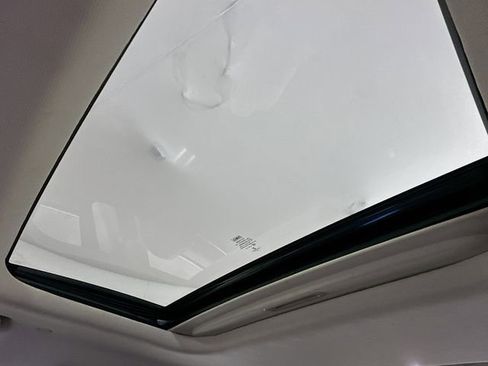 Used 2017 Ford Fusion Energi Titanium image 23