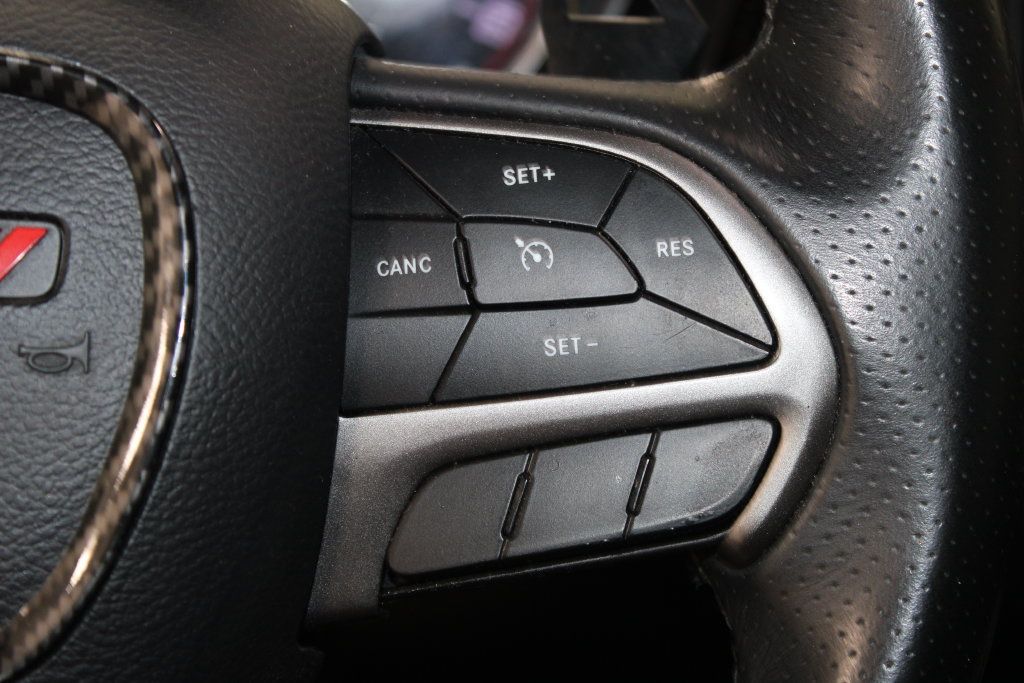 Used 2019 Dodge Challenger R/T RWD image 16