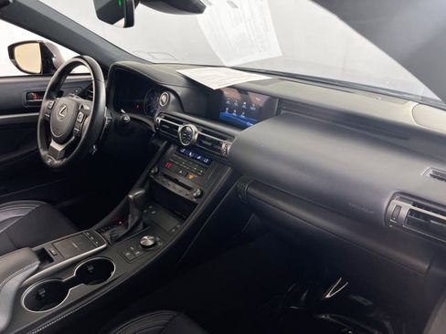 Used 2022 Lexus RC 300 F Sport image 28