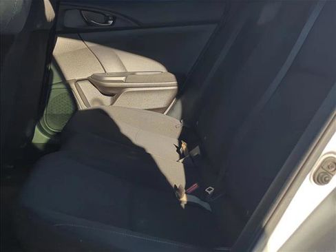 Used 2018 Honda Civic Sport image 16