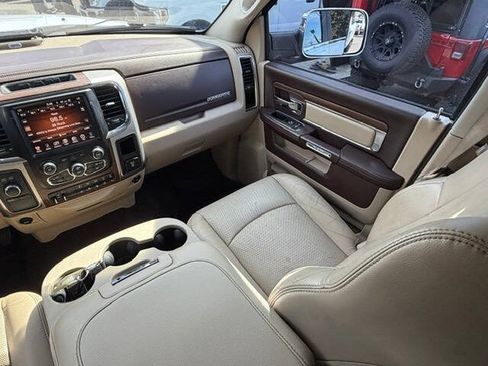 Used 2016 RAM 2500 Laramie w/ Convenience Group AWD/4WD image 11