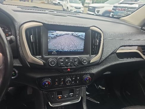 Used 2018 GMC Terrain Denali w/ Comfort Package AWD/4WD image 23