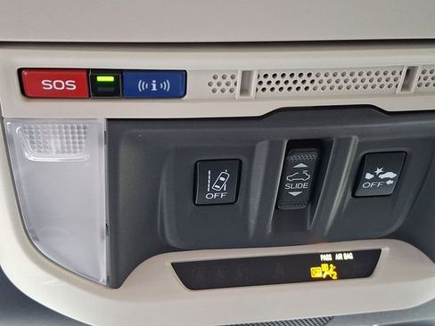 Used 2024 Subaru Forester Limited image 24