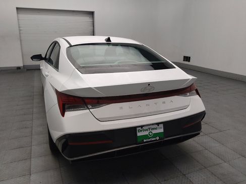 Used 2025 Hyundai Elantra SEL FWD image 6