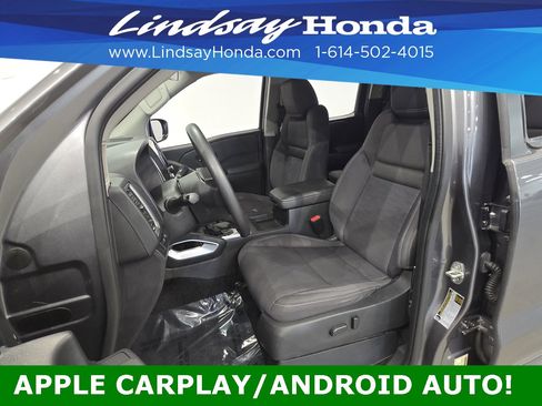 Used 2023 Nissan Frontier SV image 11