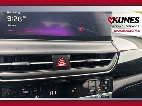 Used 2025 Kia Seltos S image 26