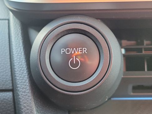 Used 2023 Toyota Prius XLE image 30