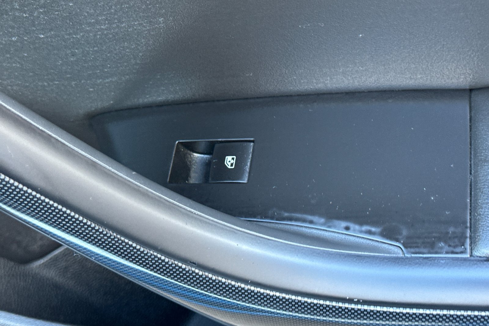Used 2017 Buick Cascada Sport Touring FWD image 22