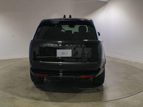 New 2026 Land Rover Range Rover Long Wheelbase SE AWD/4WD image 5