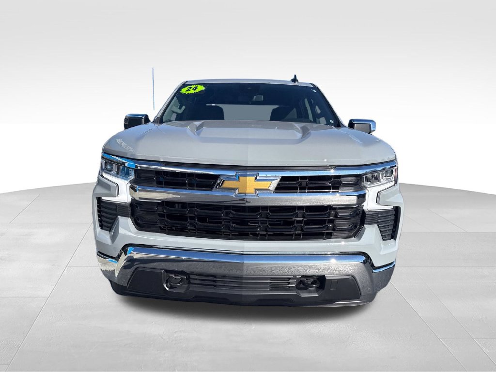 Used 2024 Chevrolet Silverado 1500 LT AWD/4WD image 9