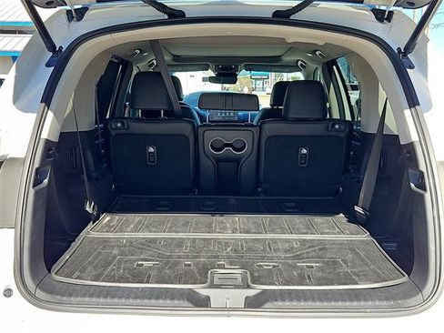 Used 2025 Honda Pilot Elite image 7