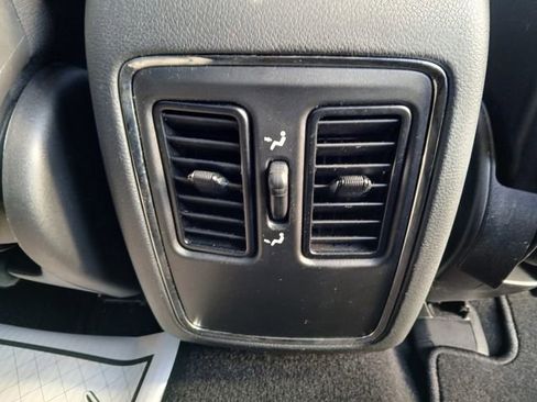 Used 2020 Jeep Grand Cherokee Laredo image 20