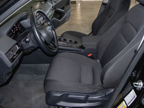 Used 2024 Honda Civic EX image 7