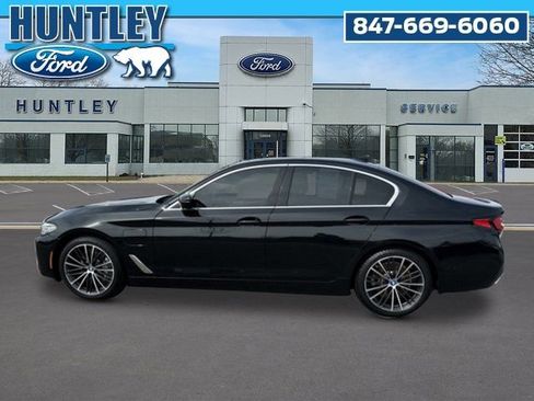 Used 2023 BMW 530e xDrive w/ Premium Package AWD/4WD image 6