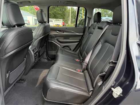 Used 2023 Jeep Grand Cherokee 4WD 4xe w/ Luxury Tech Group II image 25