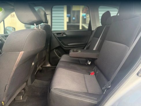 Used 2018 Subaru Forester 2.5i Premium AWD/4WD image 30