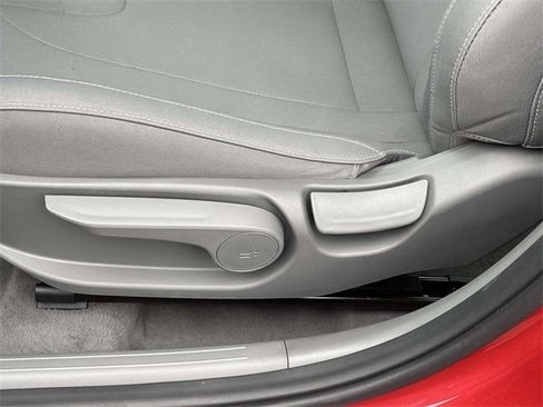 Certified 2023 Hyundai Elantra SEL image 12