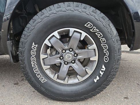 Used 2019 Nissan Frontier Desert Runner image 25