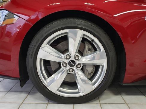 Used 2019 Ford Mustang GT Premium RWD image 27