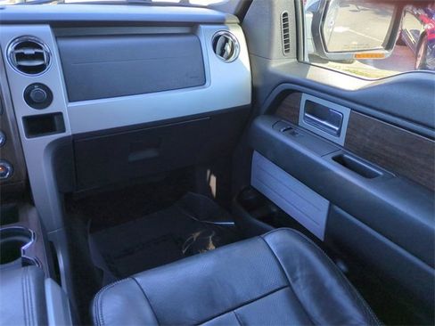Used 2014 Ford F150 Lariat w/ Lariat Chrome Package image 17