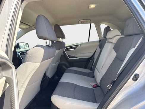 Used 2024 Toyota RAV4 XLE image 15