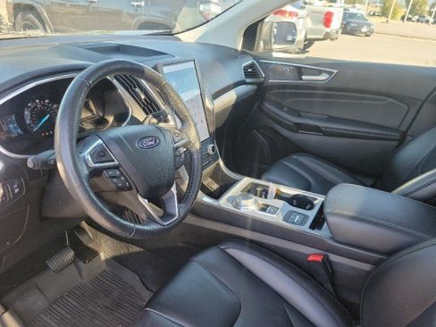 Used 2021 Ford Edge Titanium w/ Class II Trailer Tow Package AWD/4WD image 9