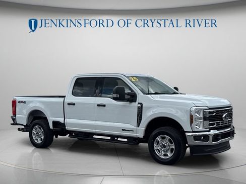 Certified 2025 Ford F250 XLT AWD/4WD image 2