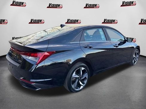 Certified 2023 Hyundai Elantra Limited image 5