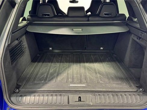 Used 2017 Land Rover Range Rover Sport SVR image 34