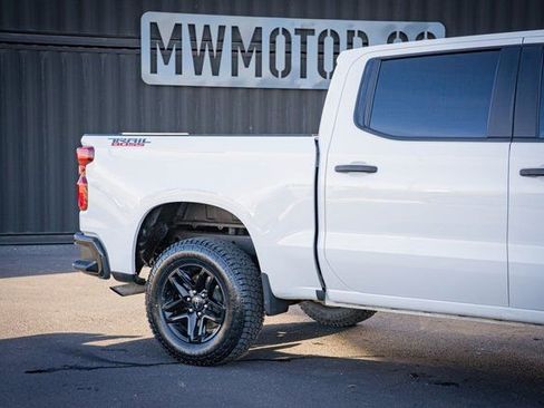 Used 2023 Chevrolet Silverado 1500 Custom Trail Boss w/ LPO, Dark Essentials Package image 6