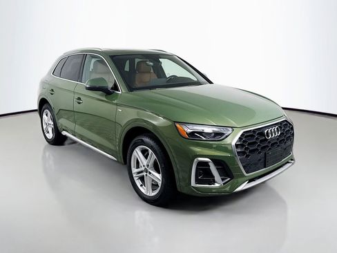Certified 2023 Audi Q5 e Premium Plus w/ Premium Plus Package AWD/4WD image 7