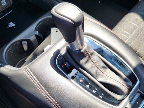 Used 2026 Honda HR-V Sport image 12