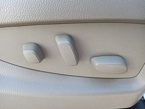 Used 2018 Chevrolet Silverado 2500 LTZ w/ Duramax Plus Package image 33