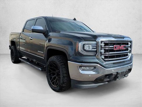 Used 2018 GMC Sierra 1500 SLT image 3