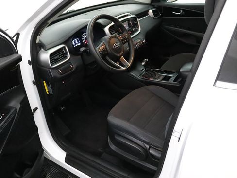 Used 2017 Kia Sorento AWD image 15