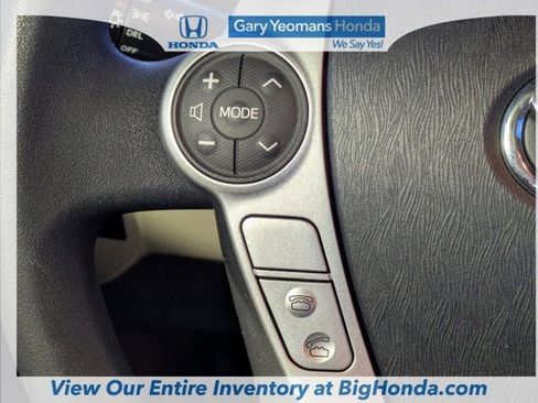 Used 2013 Toyota Prius Two image 22