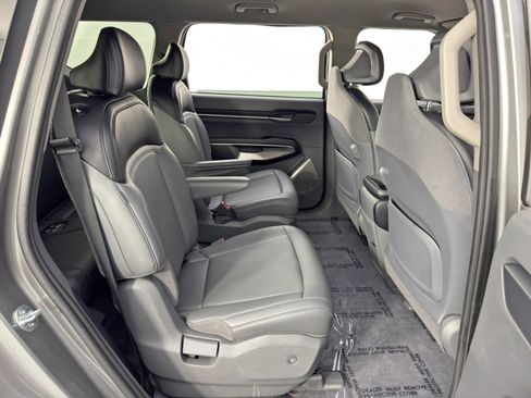 Used 2024 Kia EV9 Light Long Range image 40