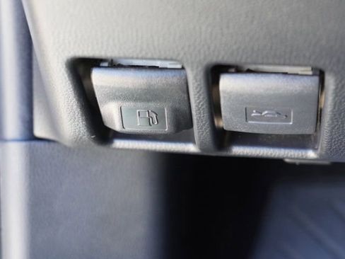 Used 2024 Toyota RAV4 LE AWD/4WD image 18