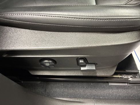 Used 2022 Alfa Romeo Stelvio Sprint image 30