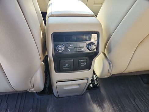 Used 2019 GMC Acadia Denali image 43