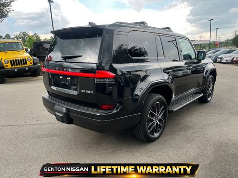 Used 2024 Lexus GX 550 w/ Accessory Package (2T) AWD/4WD image 8