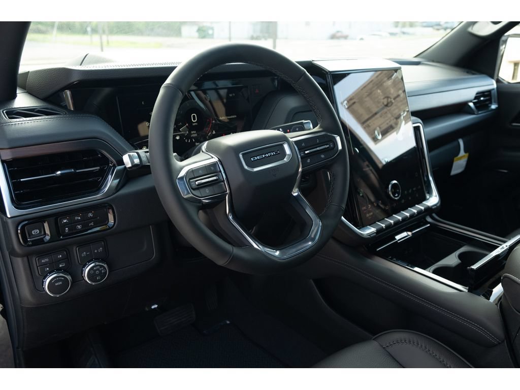 New 2026 GMC Yukon XL Denali w/ Sun & Power Step Package AWD/4WD image 11