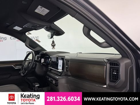 Used 2024 Chevrolet Silverado 1500 High Country w/ Technology Package AWD/4WD image 21