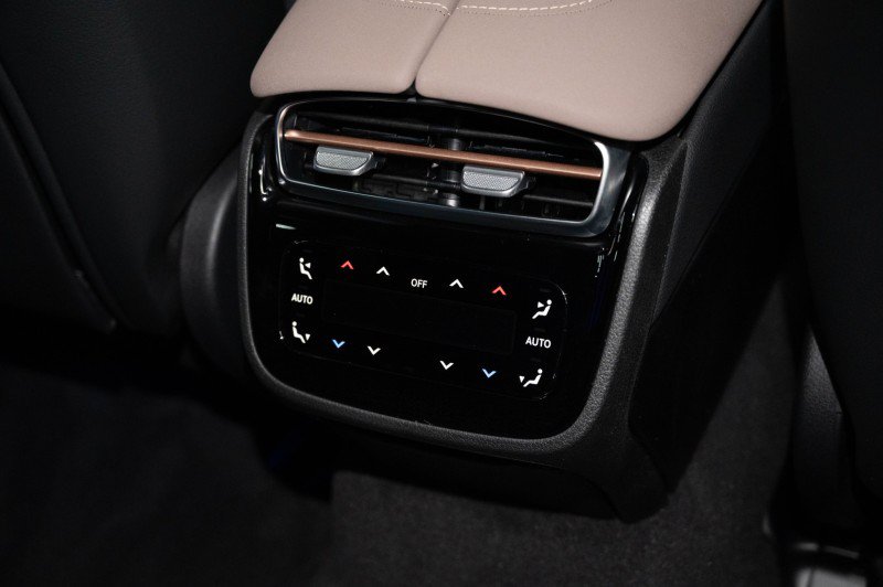 Certified 2023 Mercedes-Benz EQS 580 4MATIC Sedan image 19