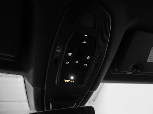 New 2026 Porsche Cayenne S image 41